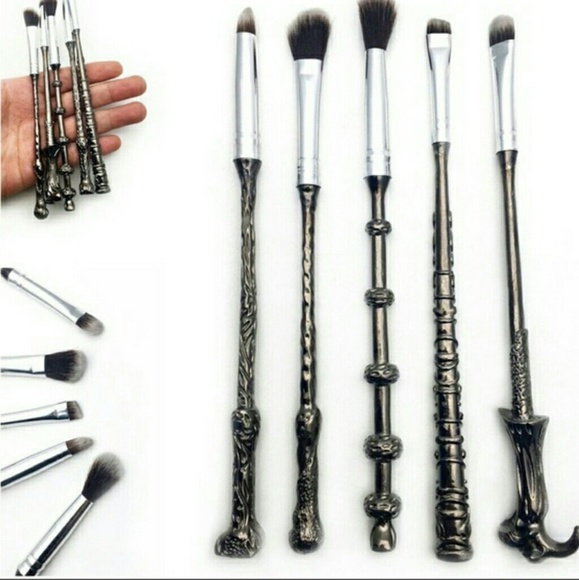🍃🌞🌻HARRY POTTER MAKEUP BRUSHES🌻🌞🍃 - Picture 4 of 8