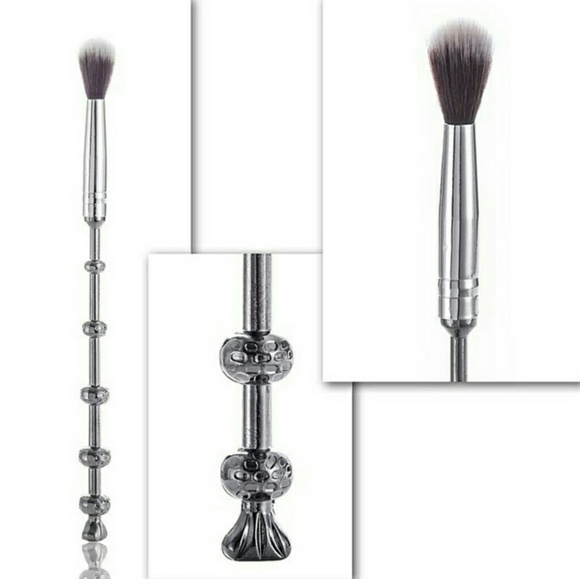 🍃🌞🌻HARRY POTTER MAKEUP BRUSHES🌻🌞🍃 - Picture 5 of 8