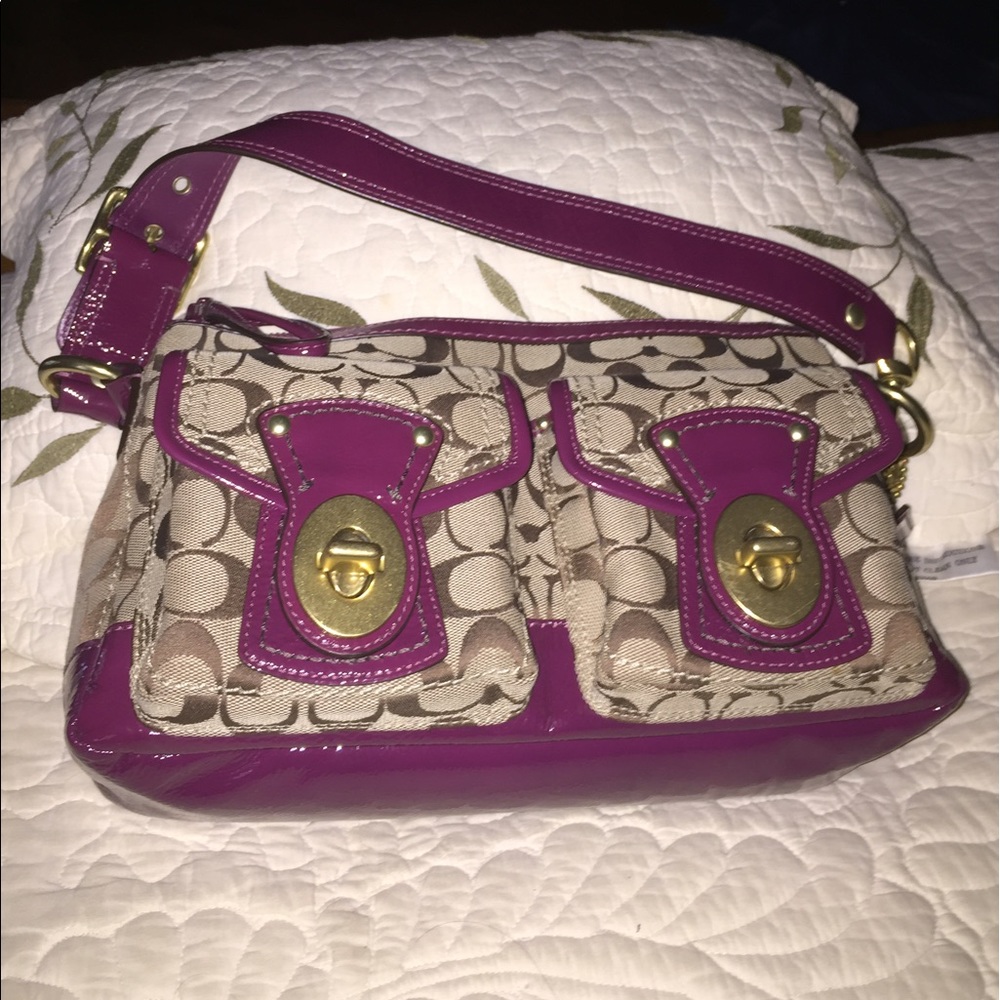 Super Cute Coach Purse