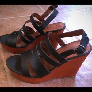 Lucky Brand Wedge Sandals