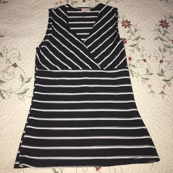 A'GACI striped black and white small blouse - Picture 1 of 4