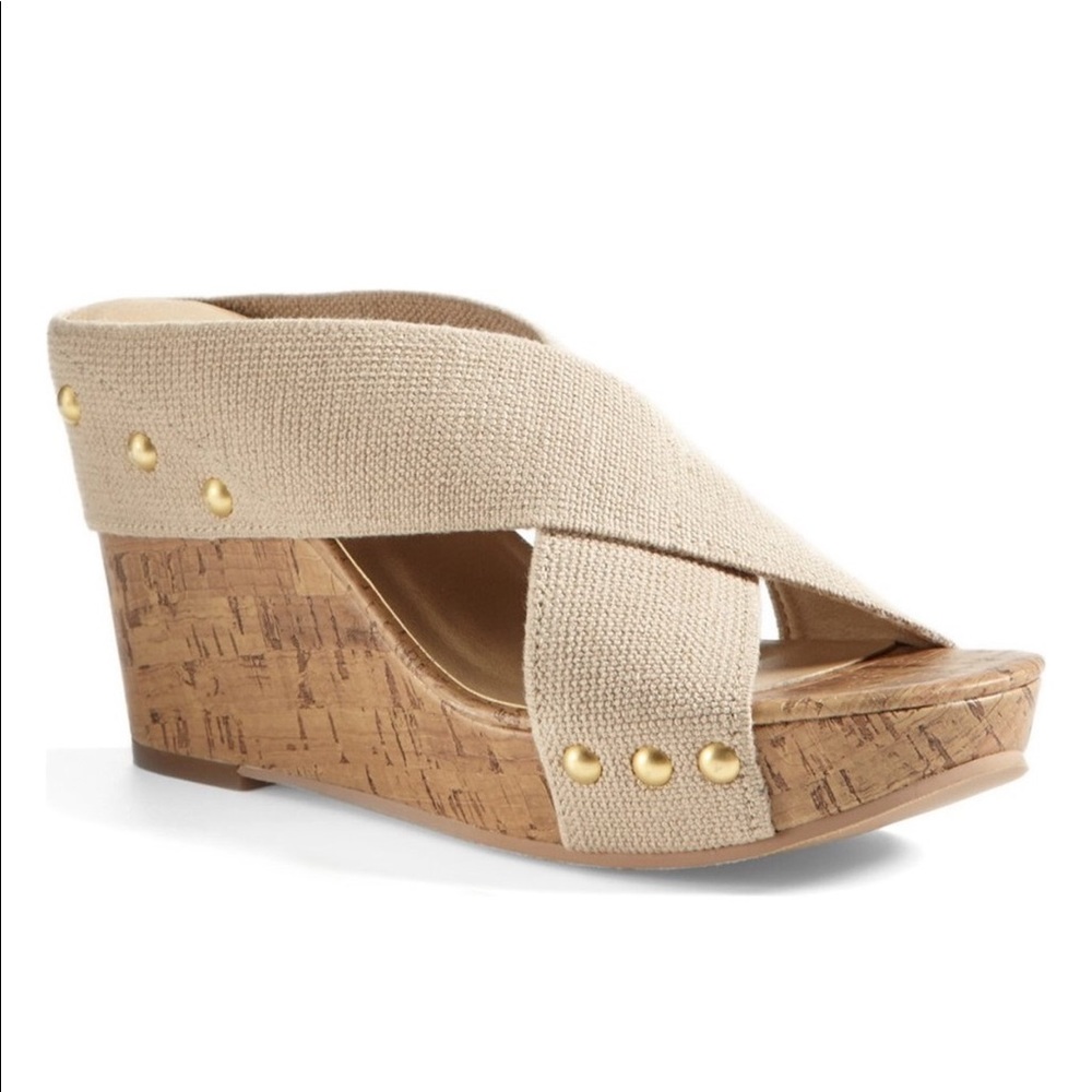 BP 🎪 Tara Wedges