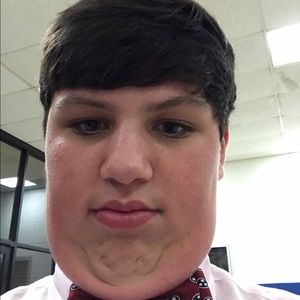 Meet your Posher, Kaitlyn