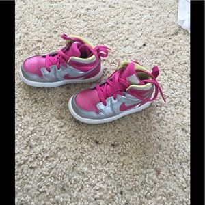 Toddler shoes