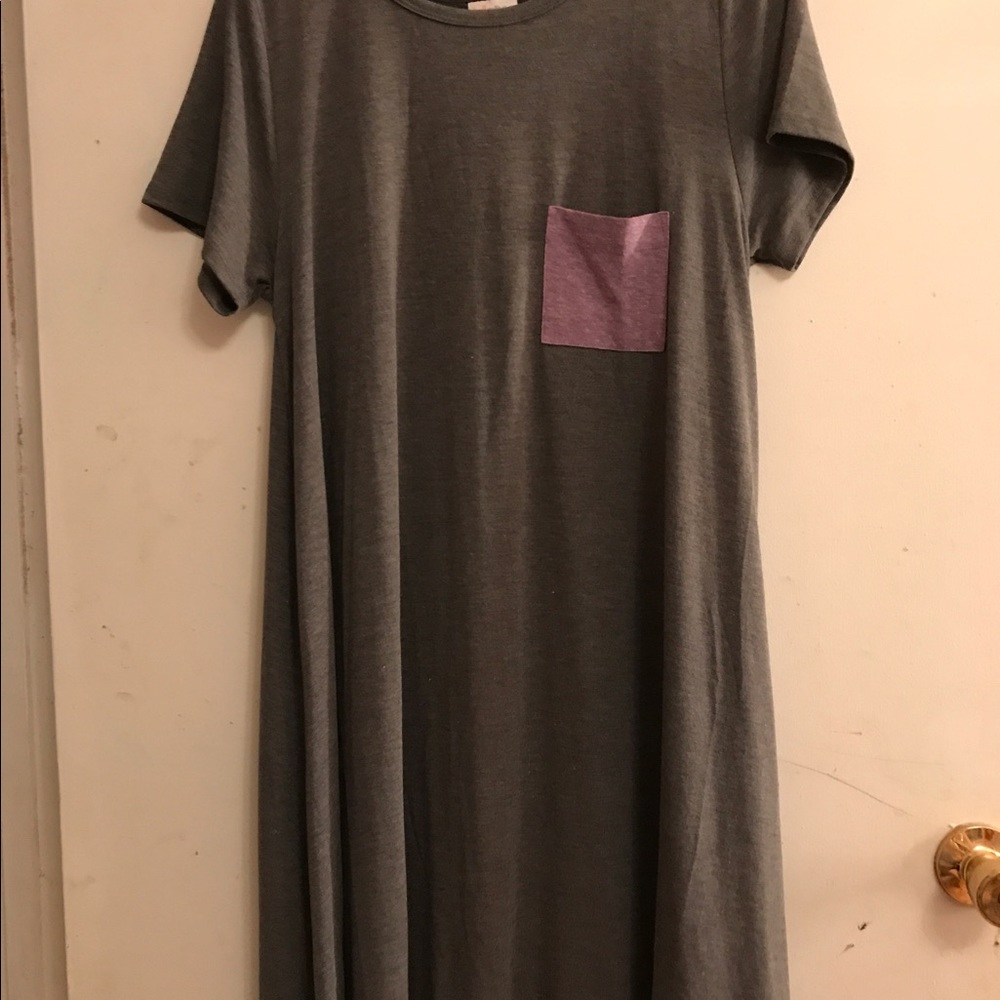 LULAROE MEDIUM CARLY