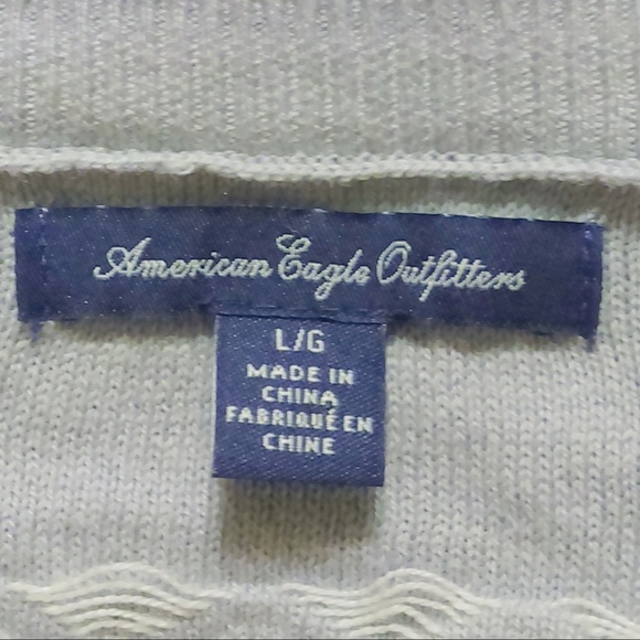 American Eagle Outfitters Gray Lace Print Sweater * - Picture 4 of 4