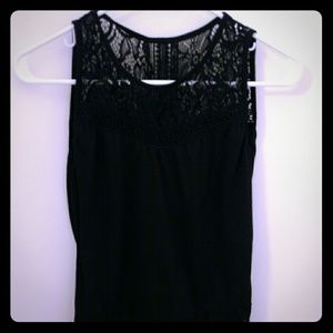 Open back lace tank top