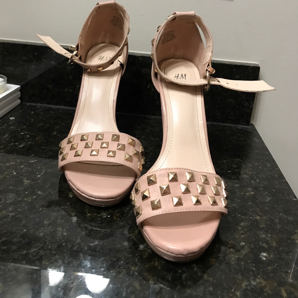 Pink Gold Studded Pumps