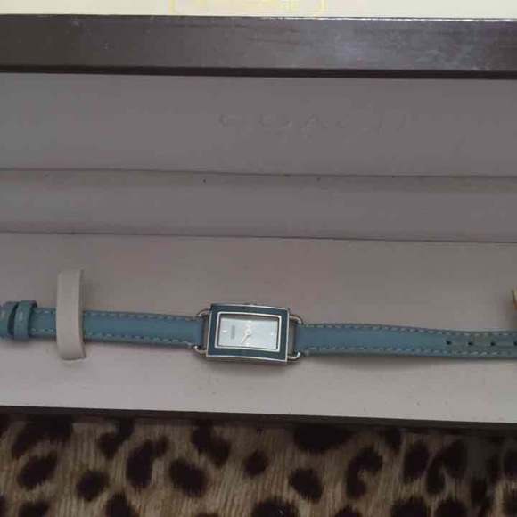 Authentic Like new Coach watch main image 7