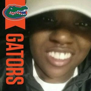 Meet your Posher, Aurie