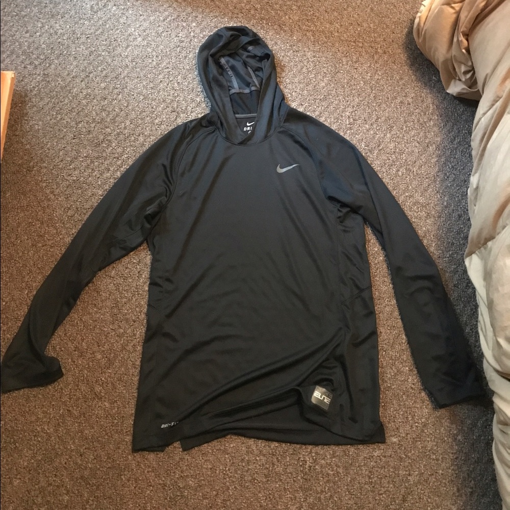 Men's Nike shirt