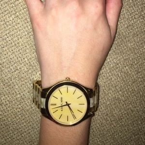 Michael Kors watch gold