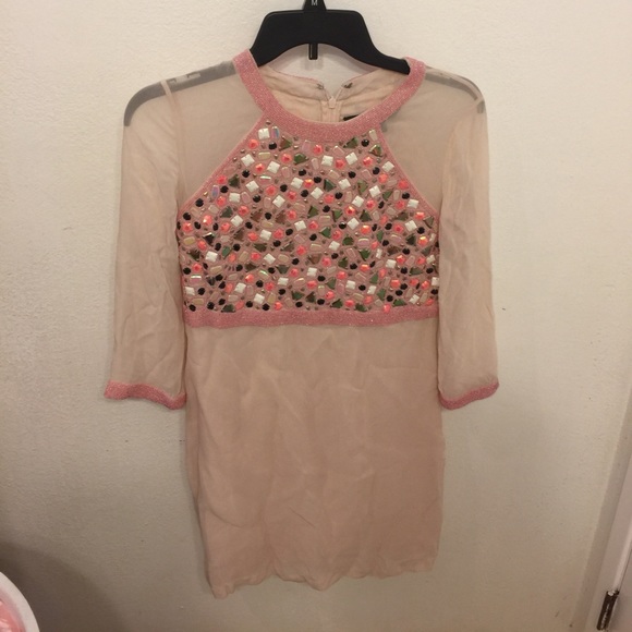 French Connection Dresses & Skirts - Beautiful French connection shift dress