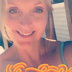 Meet your Posher, Candy