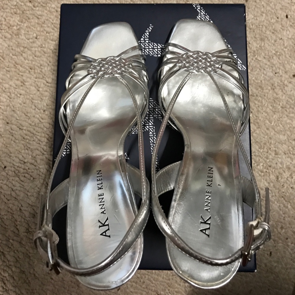 Anne Klein heels 3" - worn to an event one time