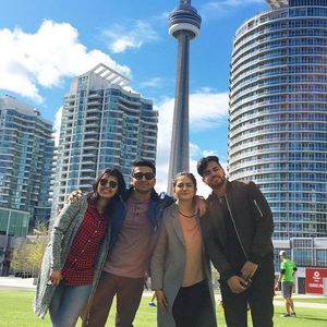 Meet your Posher, Naveed