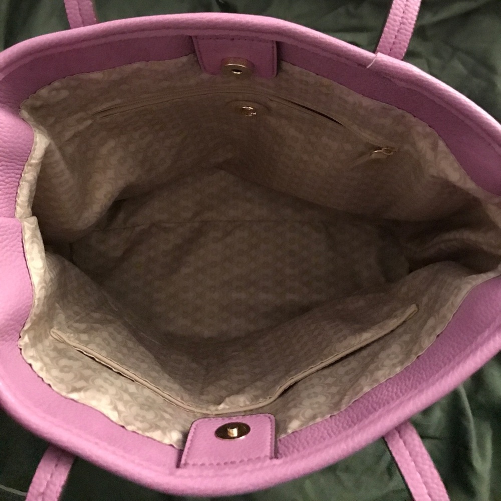 Purse - Picture 2 of 2