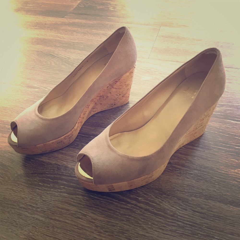 Stuart Weitzman Anna Peep Toe Wedges. Size 8.