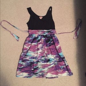 Mossimo medium dress midi black top colored bottom