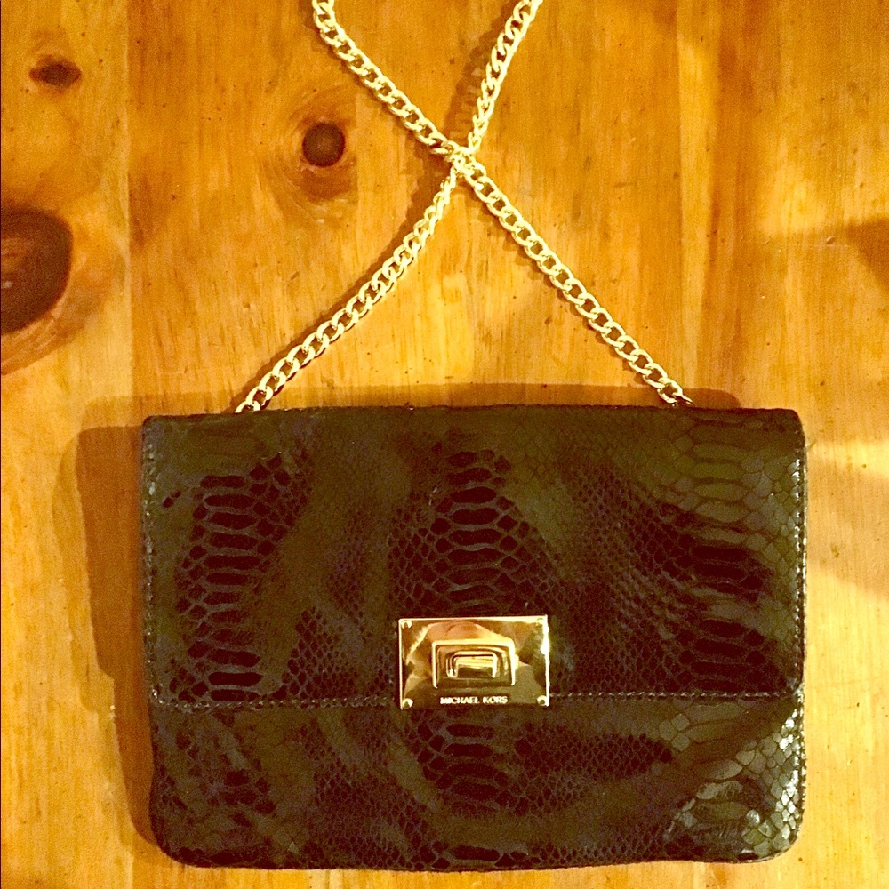 💥SALE 💥Michael Kors BLACK snakeskin  clutch