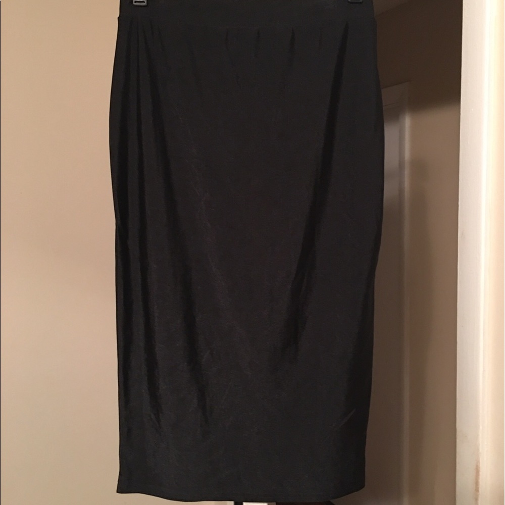 Black skirt