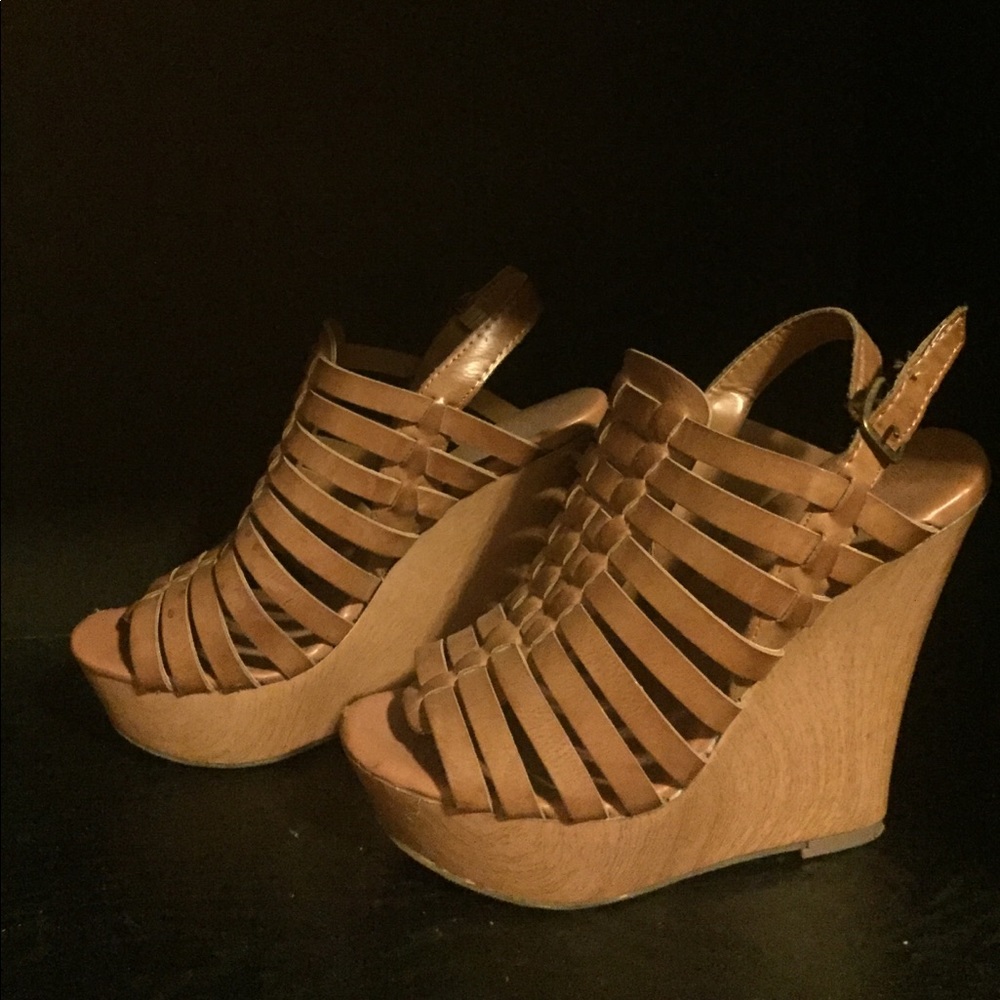*SOLD* Brown Wedges