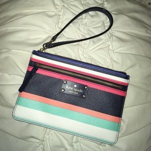 🎉 Colorful Kate Spade Wristlet