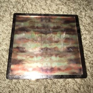 Urban Decay On The Run (colors only swatched)