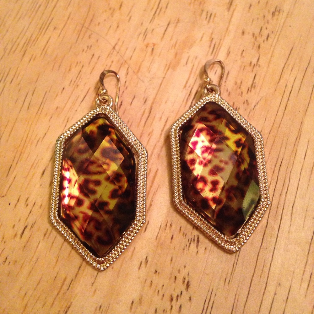 Sexy cheetah dangle earrings