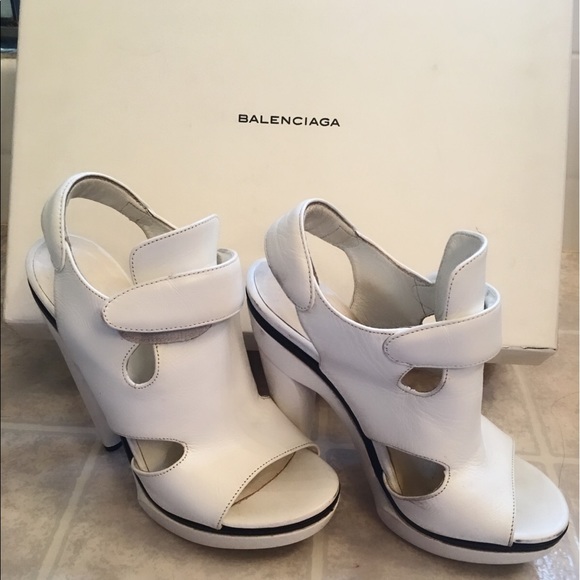 💯Authentic Balenciaga white heels - Picture 3 of 7