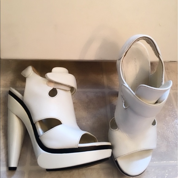 💯Authentic Balenciaga white heels - Picture 5 of 7