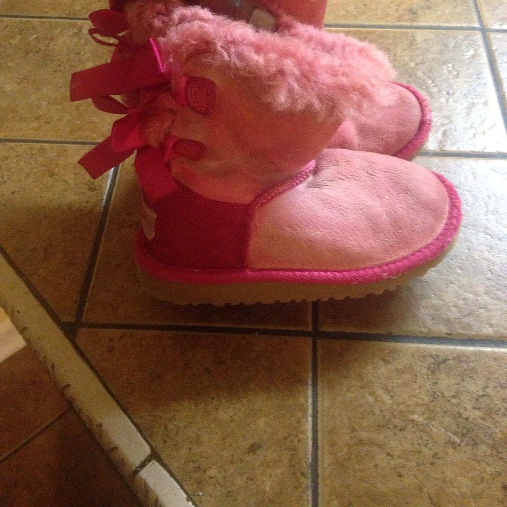 Little girl ugg