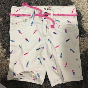 Osh Kosh 2T feather Bermuda shorts