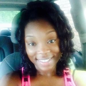 Meet your Posher, Leandra