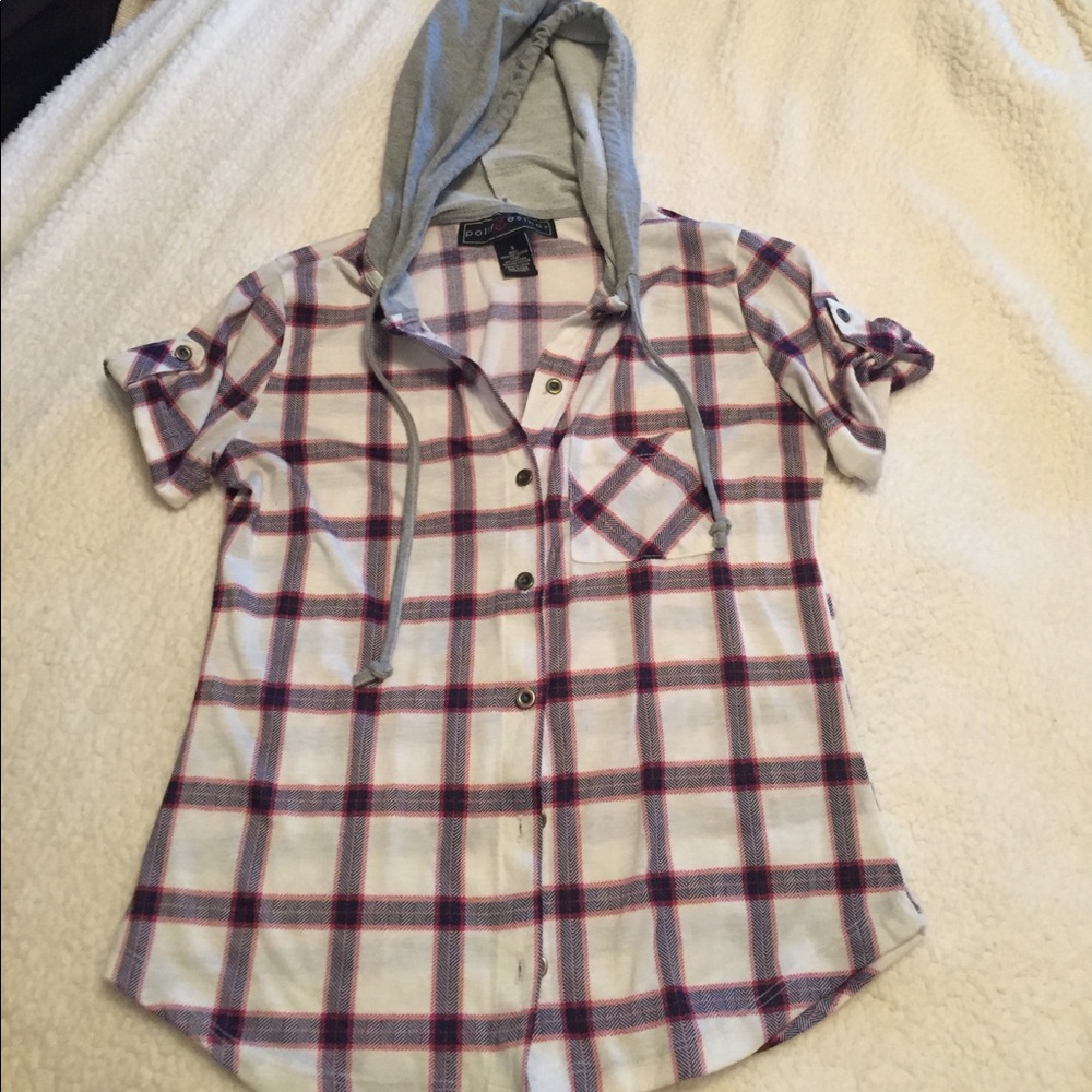 Short sleeved hooded flannel shirt