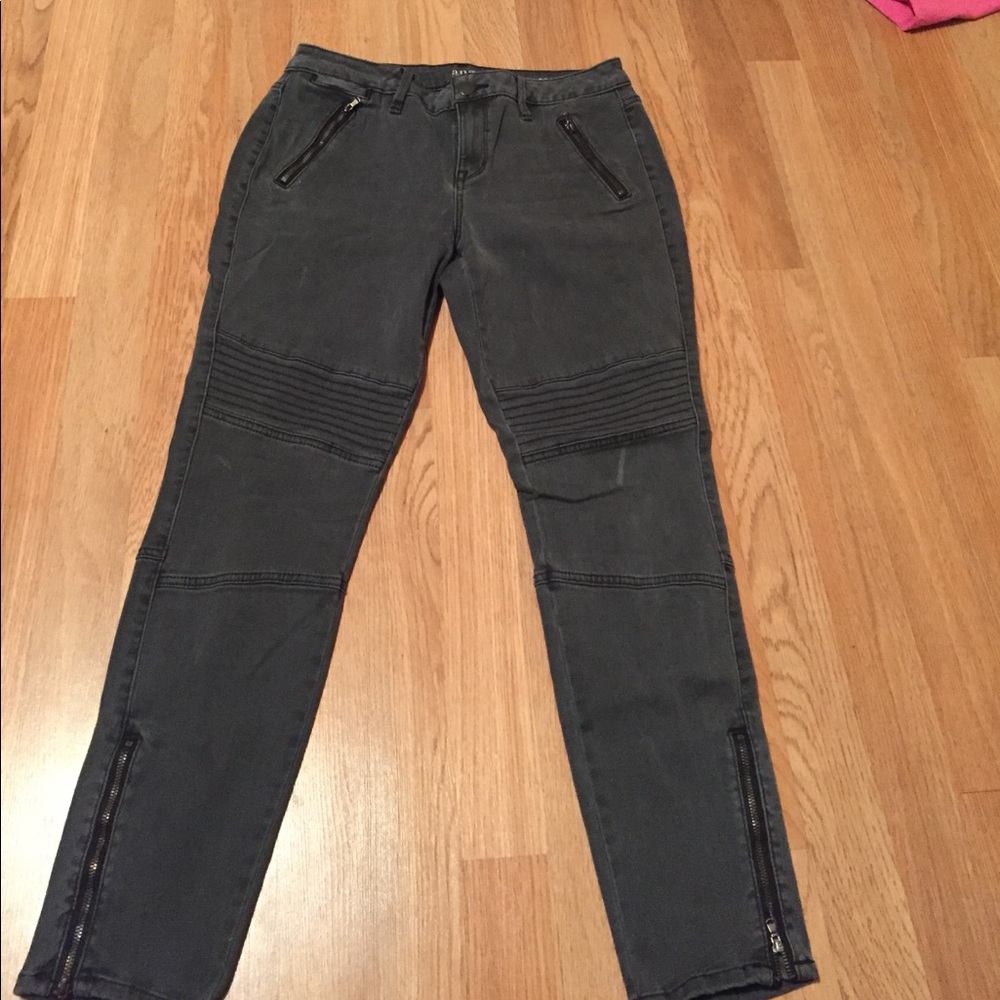 jeggins faded black or dark gray