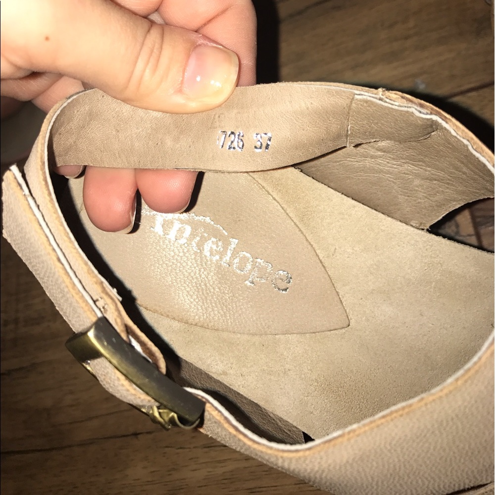 Antelope sling back Sandal - size 6.