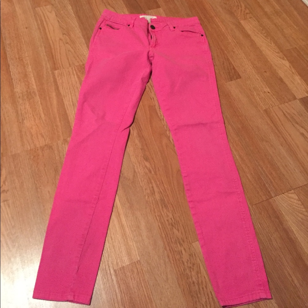 hot pink pants