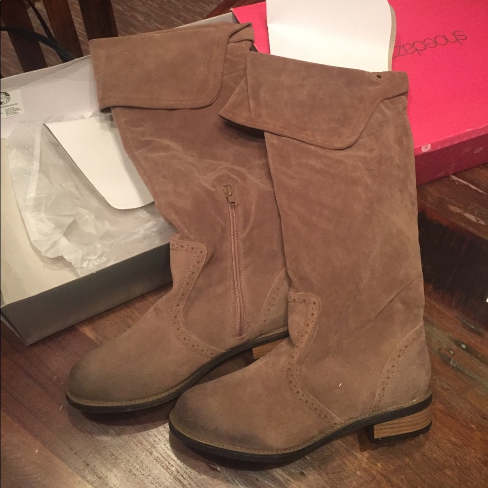 Shoedazzle Boots