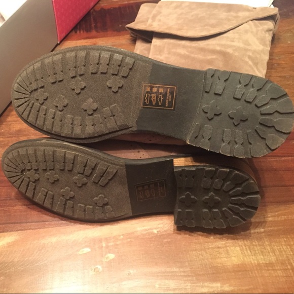 Shoedazzle Boots - Picture 3 of 6