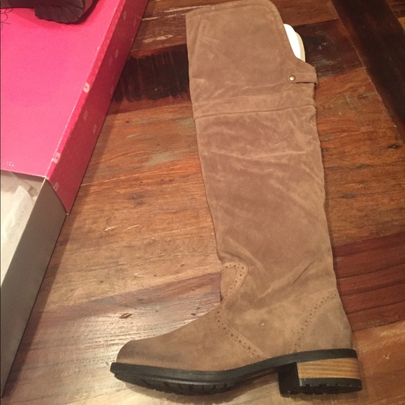 Shoedazzle Boots - Picture 5 of 6