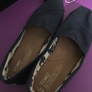 TOMS 6W Blue