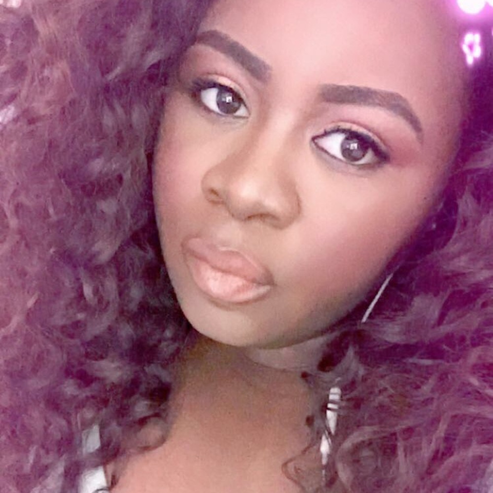 Meet your Posher, Toiya