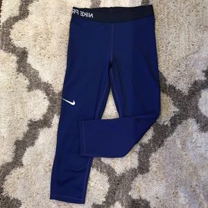 🆕NIKE PRO Women's Training Capris