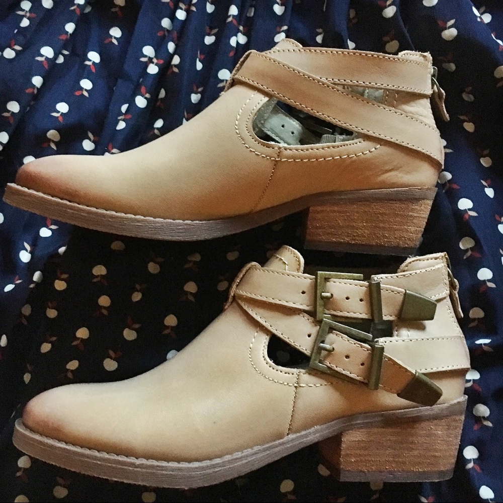 Rustic Tan Ankle Booties