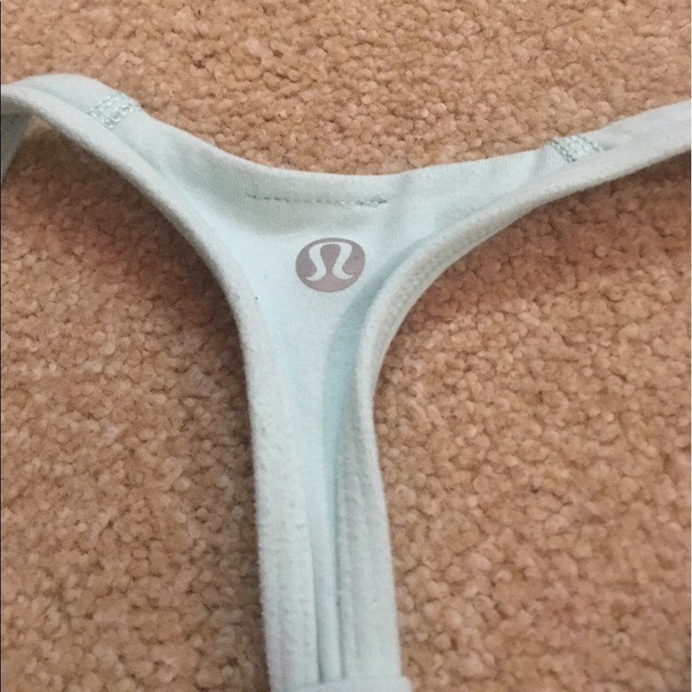 Lululemon Tank Top with Built In Sports Bra - Picture 3 of 3
