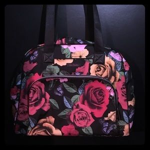 Vera Bradley go anywhere carry on
