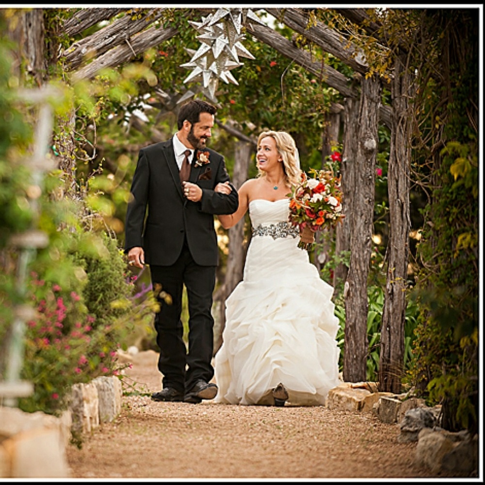 Vera Wang "White" ivory organza wedding dress