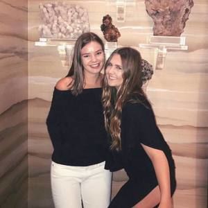 Meet your Posher, Sara