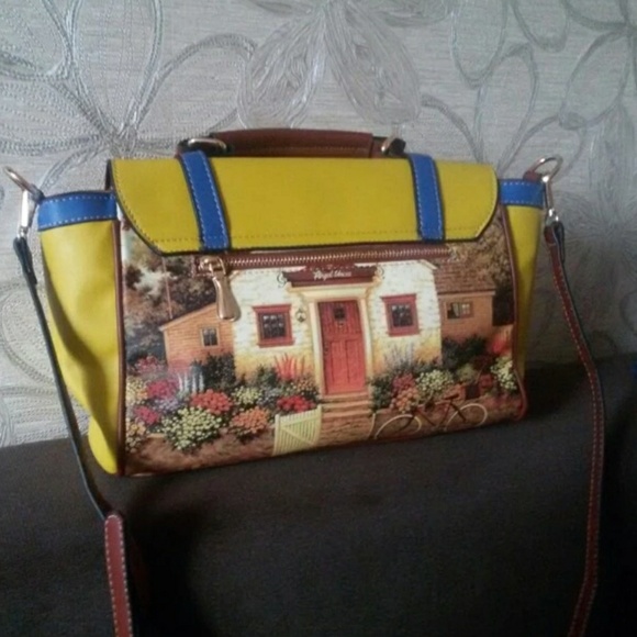 Printed unique bag. - Picture 3 of 7